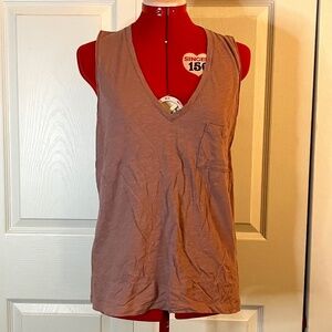 Madewell V-Neck Tank Top size L in Mauve Taupe